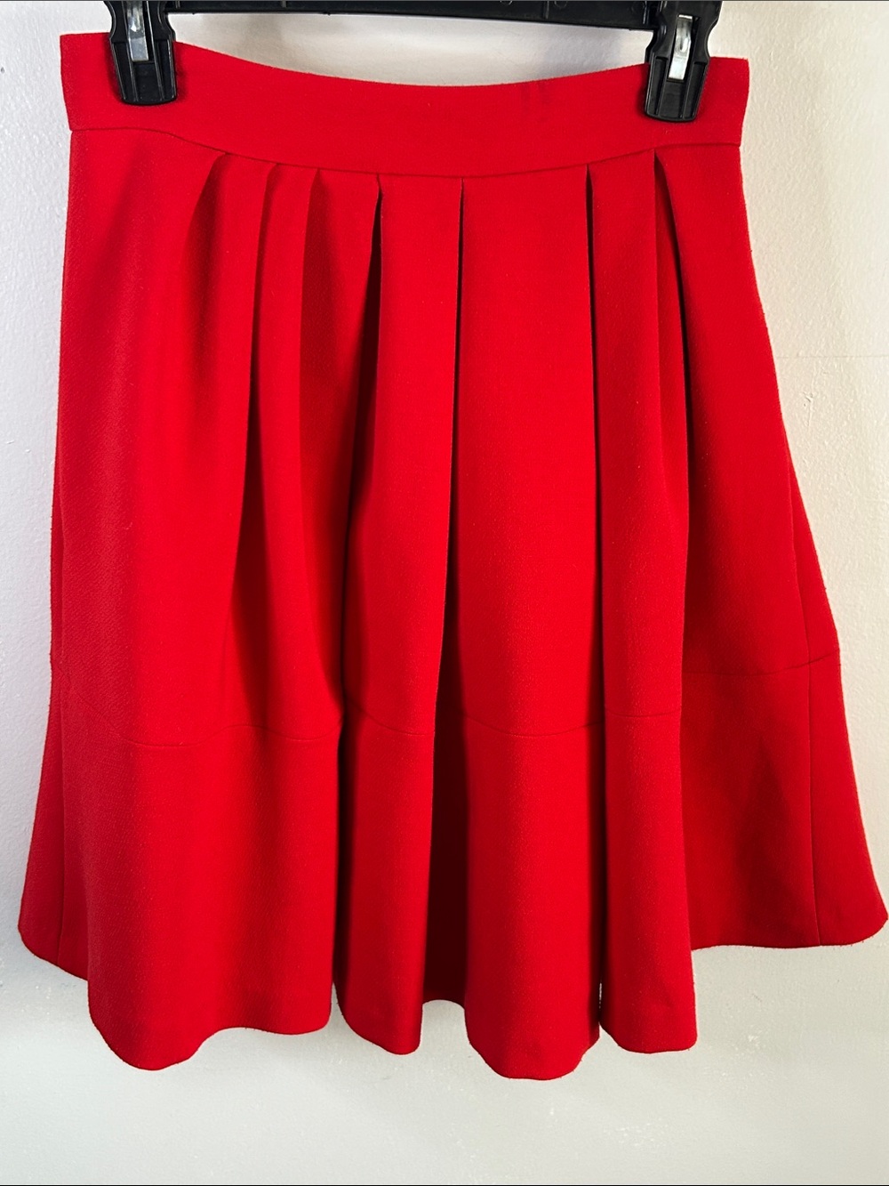 Banana Republic Stylish Bold Red Box Pleated Full A-Line Skirt - Picture 11 of 11